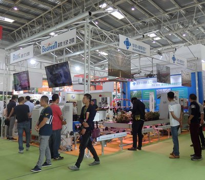 华农公司惊艳亮相第十八届中国国际花卉园艺展览会