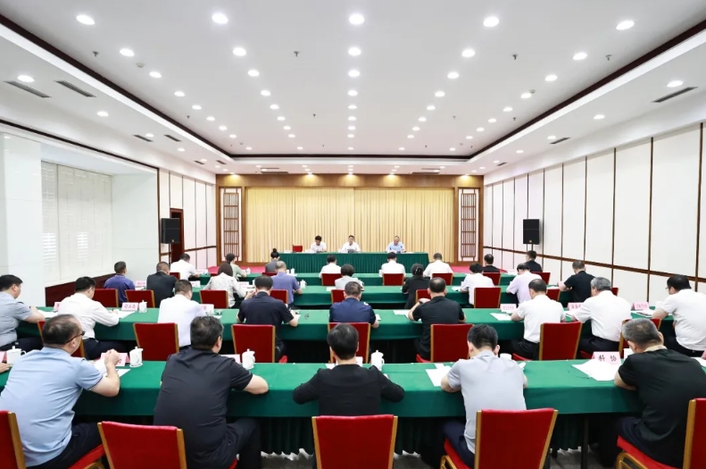 我市召开2024年食品安全委员会全体会议，深化监管与服务创新